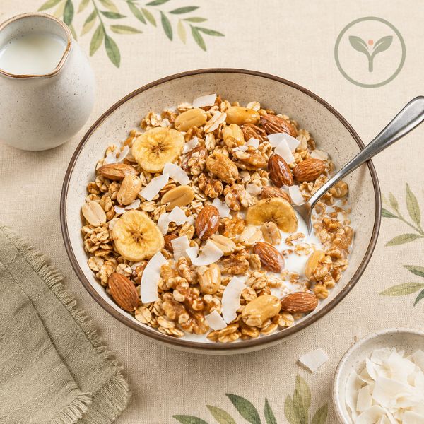 MixGranolaInstantaneaEspecial1kg Mix Granola Instantánea Especial 1kg Yogi Foods con avena, maní, nueces, almendras y plátano